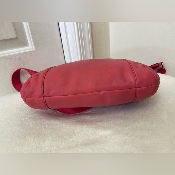 Coach Coral Crossbody Bag EUC - Picture 5 of 16